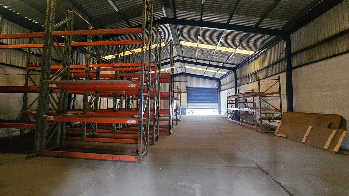 Commercial Storage Unit in Guadalajara (La Mesa), Tijuana, photo 31 of 34