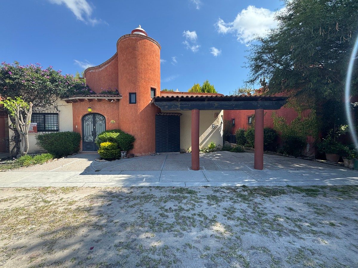 Villa in Los Labradores, San Miguel de Allende, photo 2 of 42