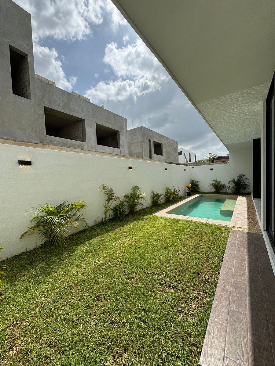 House in Gated Community in Chablekal, Mérida, photo 2 of 22
