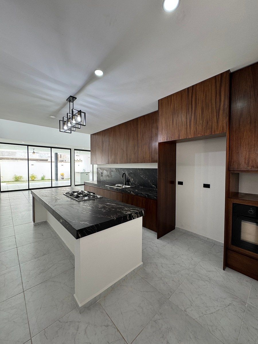 House in Gated Community in Chablekal, Mérida, photo 9 of 22