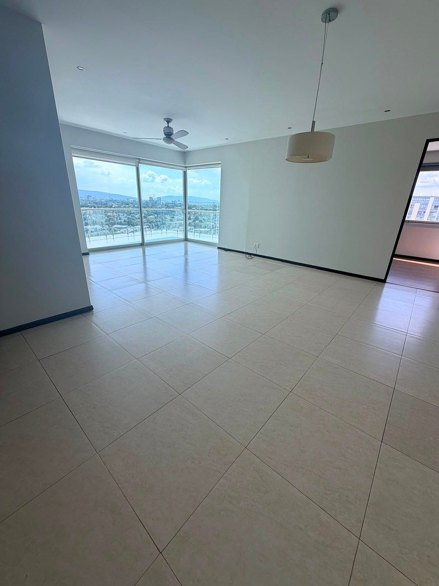 Apartamento em Valle Real, Zapopan, foto 4 de 25