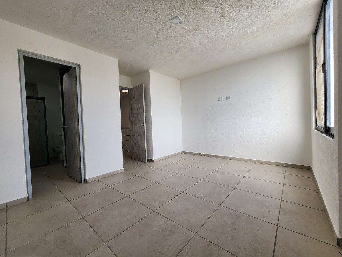 House in Valle Imperial, Zapopan, photo 18 of 33