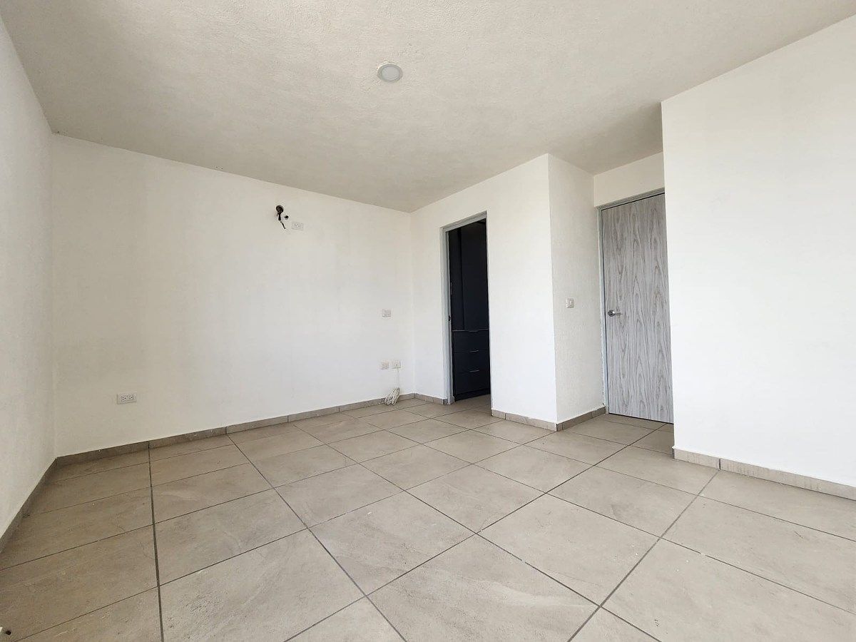 House in Valle Imperial, Zapopan, photo 21 of 33