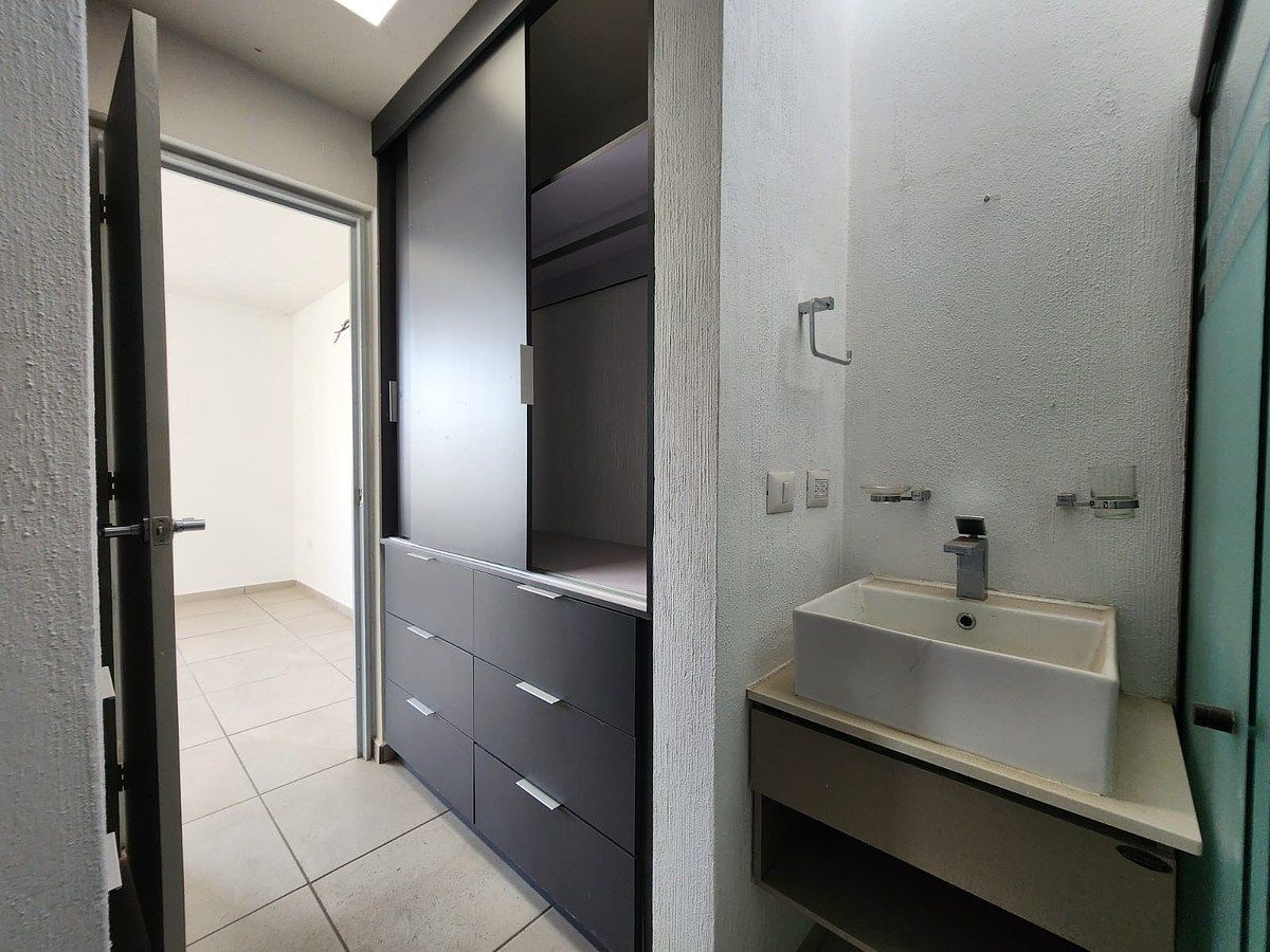 House in Valle Imperial, Zapopan, photo 24 of 33
