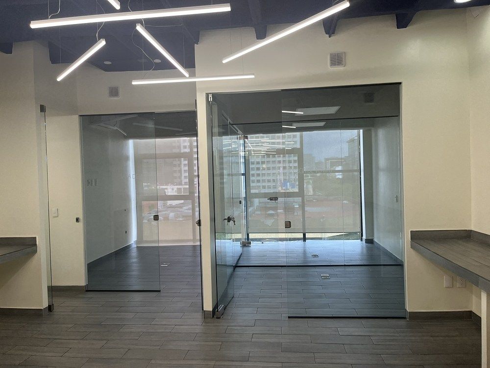 Office for rent army national granada, photo 1 of 18