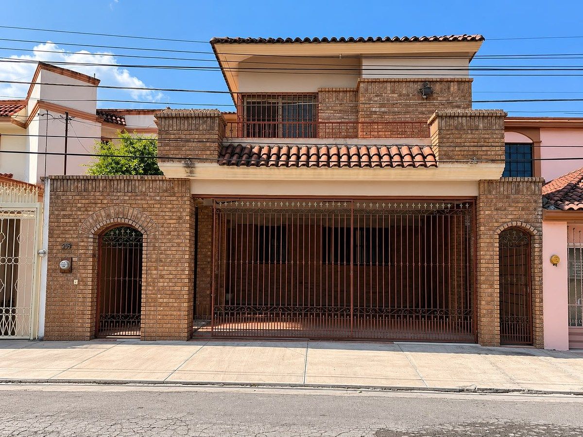 Casa à Venda Contry Sol, foto 1 de 10