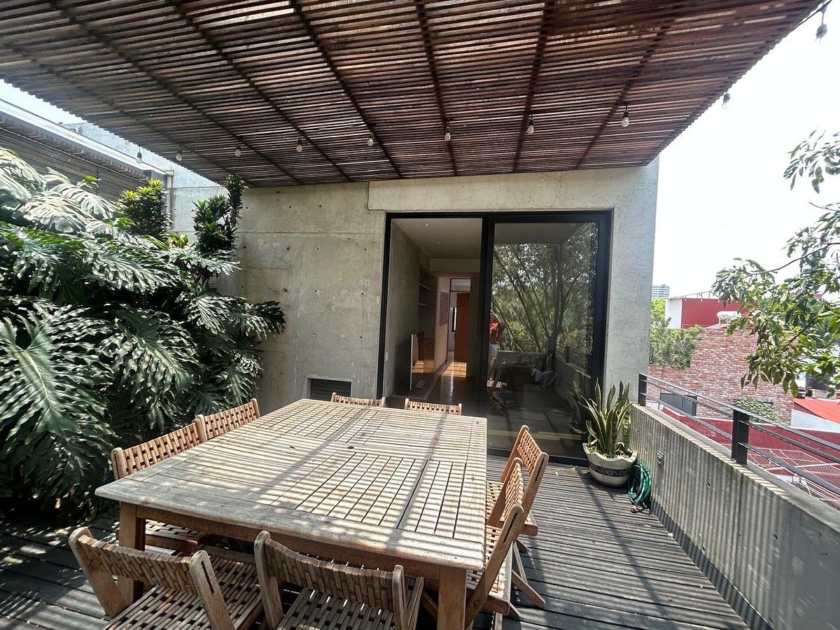Departamento distribuído em 2 níveis com terraço, foto 1 de 15