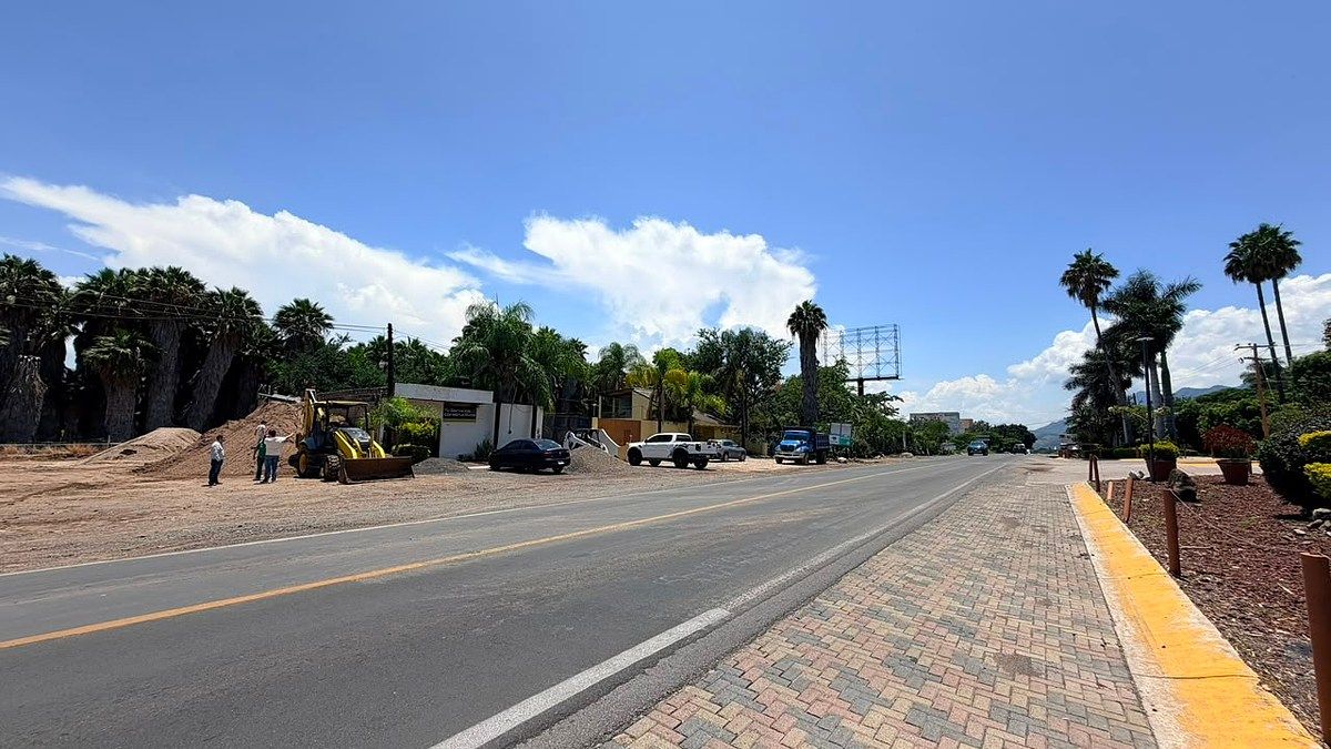 TERRENO EN VENTA SOBRE LIBRAMIENTO AJIJIC, foto 1 de 9