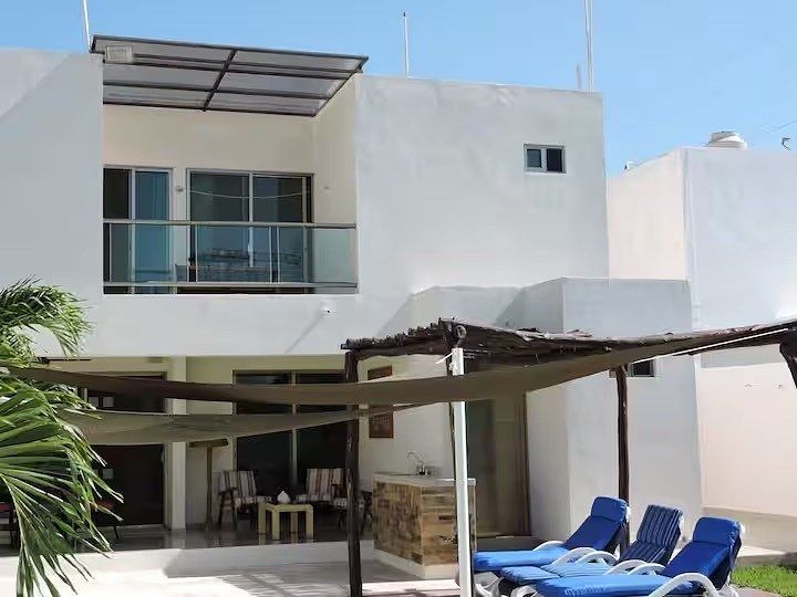 CASA EN VENTA CON PANELES SOLARES EN VENTA: TEMOZÓN NORTE, foto 1 de 13