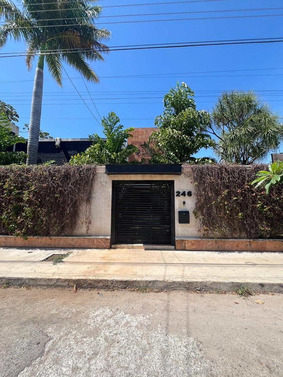 Casa ideal para oficinas | Colonia Campestre | Entrega Inmediata, foto 1 de 17