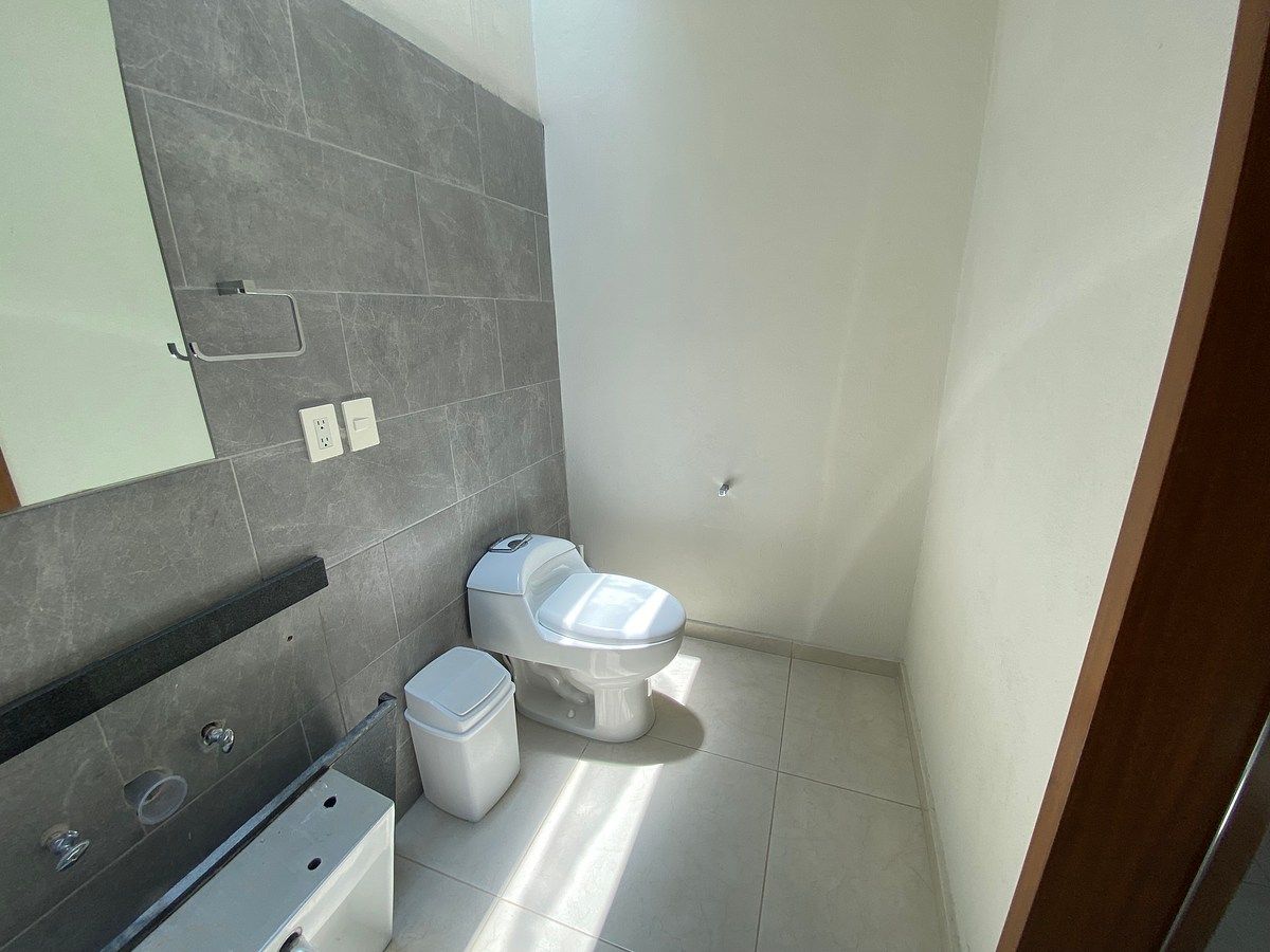Casa en El Alcázar (Casa Fuerte), Tlajomulco de Zúñiga, foto 10 de 19