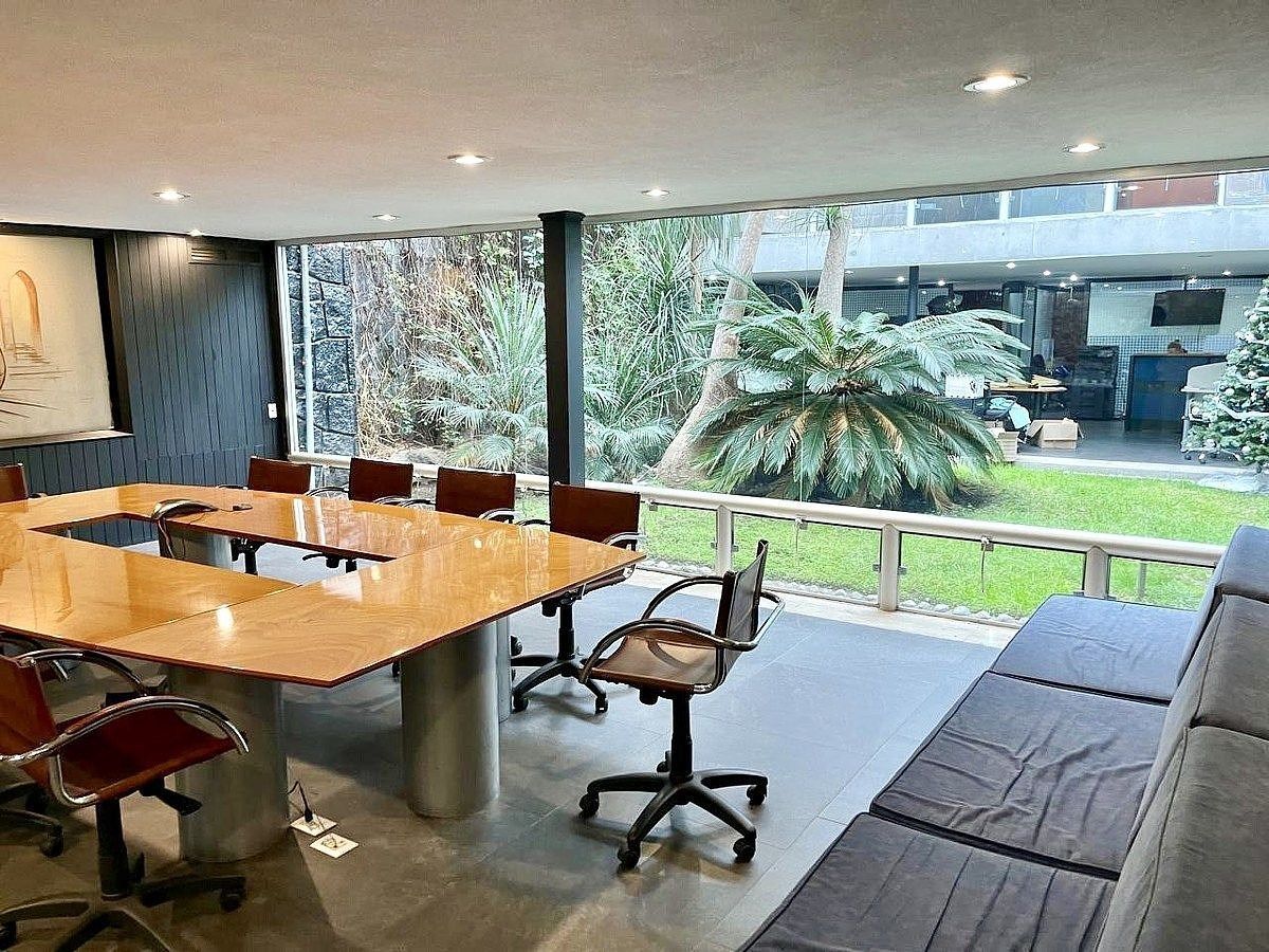 House with Commercial Use in Lomas de Reforma, Miguel Hidalgo, photo 2 of 18