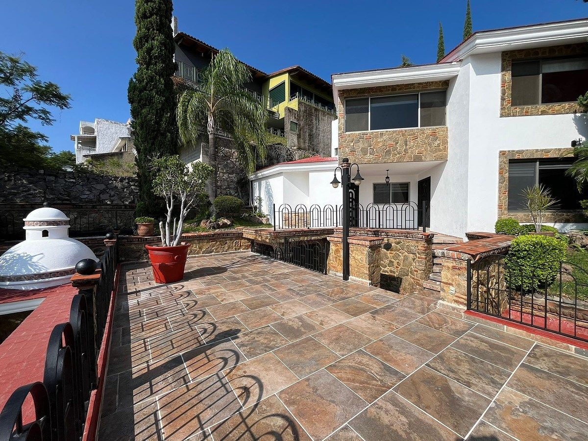 Casa en Ciudad Bugambilia, Zapopan, foto 2 de 23