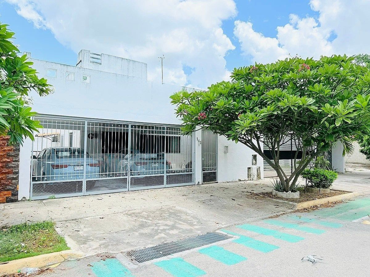 CASA À VENDA EM LAS AMÉRICAS, MÉRIDA | AVENIDA PRINCIPAL | 3 QUARTOS | 2 BANHEIROS, foto 1 de 11