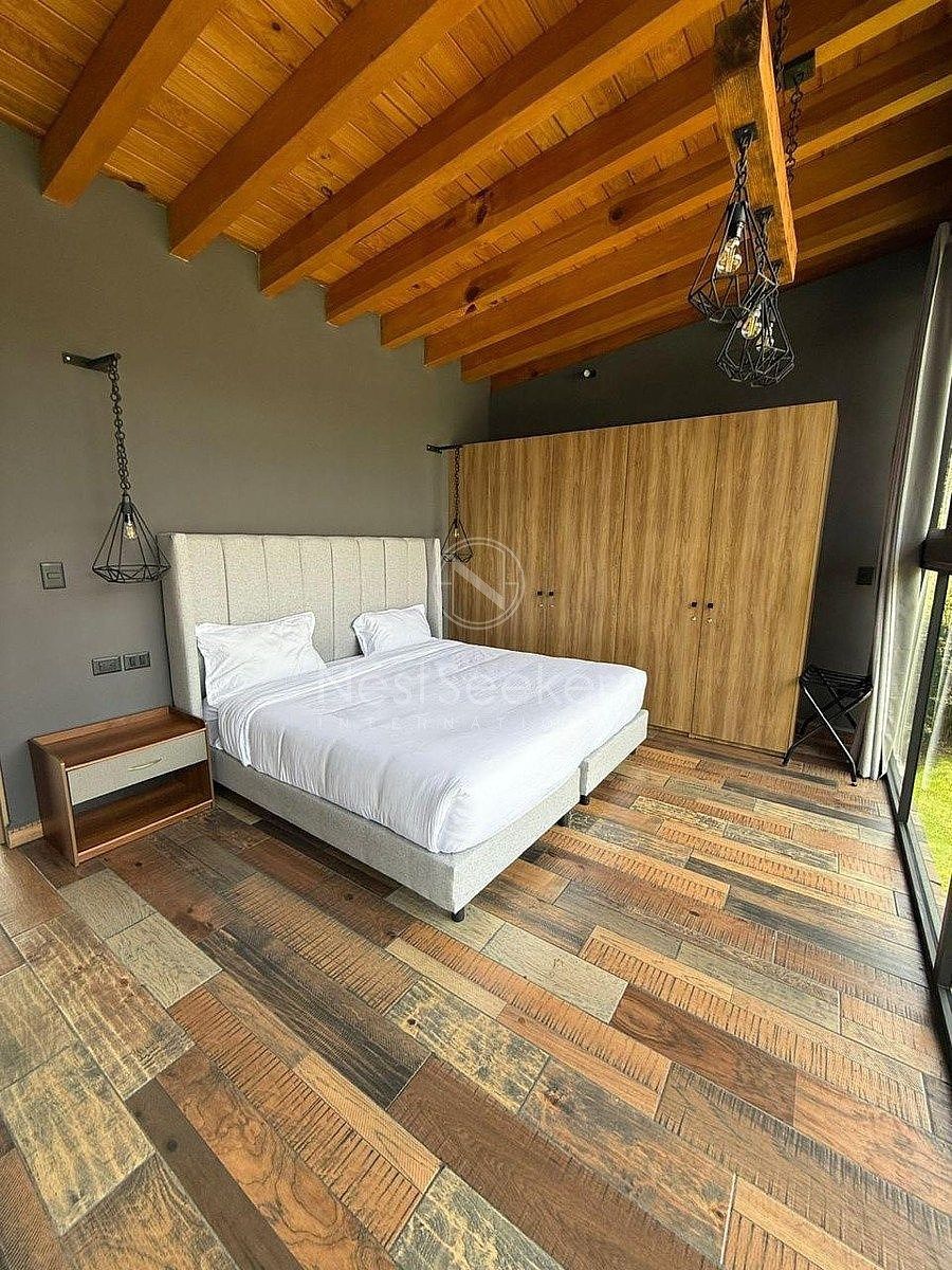House in Gated Community in San Mateo Acatitlán, Valle de Bravo, photo 2 of 9