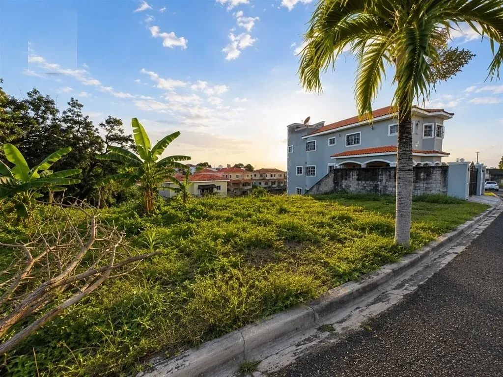 Terreno en Colinas del Oeste, Santo Domingo Oeste, foto 2 de 10
