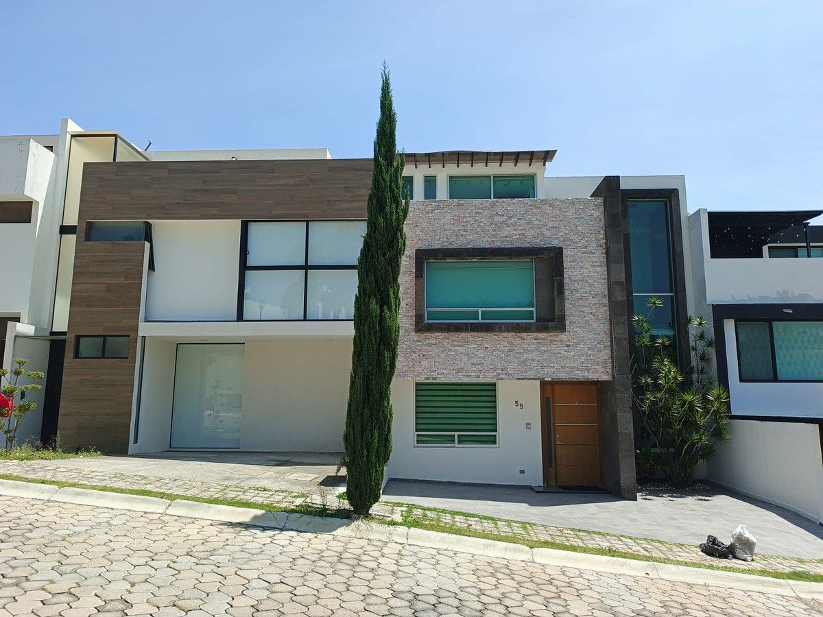 Casa en renta parque Cuernavaca, Lomas de Angelópolis barrio Cascatta, foto 1 de 19