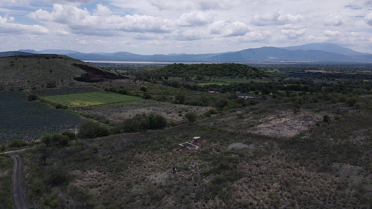Land in Atotonilco El Bajo, photo 1 of 9