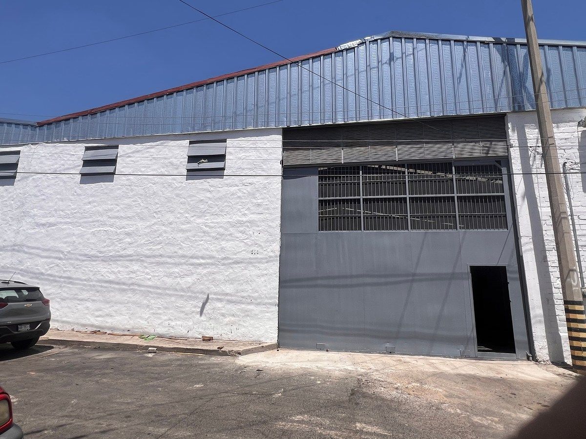 Warehouse on North Periphery, photo 1 of 6