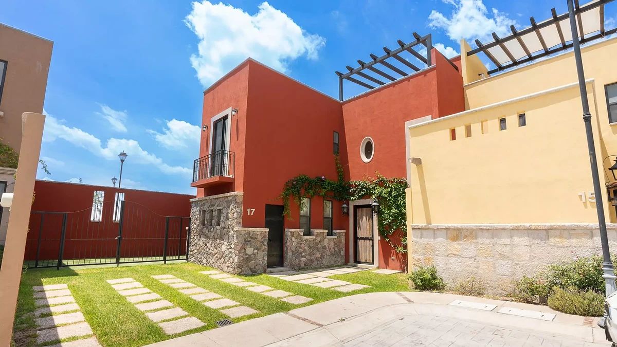 Casa Encuentro 2, photo 2 of 18