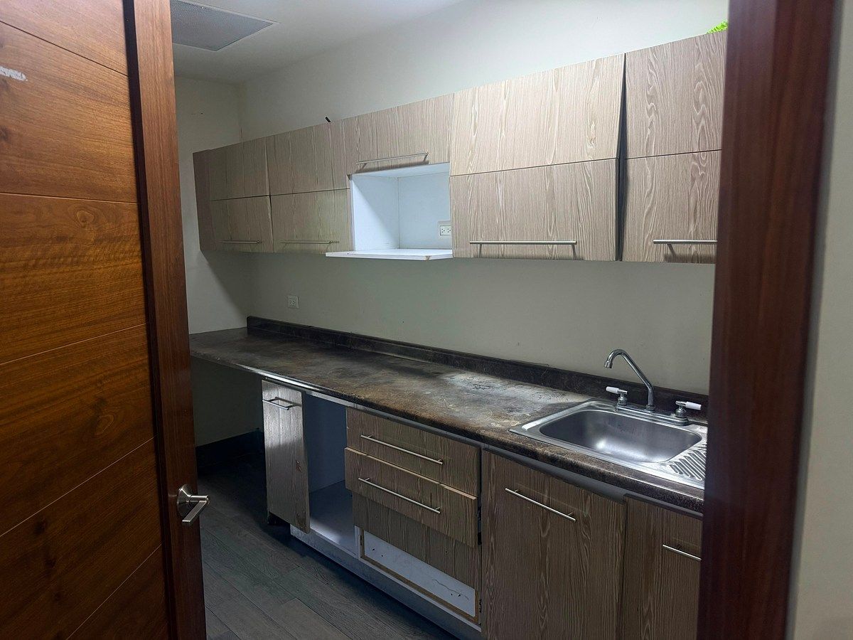 Sala Comercial em Lomas Del Valle, San Pedro Garza García, foto 3 de 17