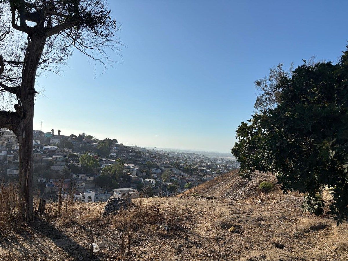 ATTENTION BUILDERS AND DEVELOPERS! OPPORTUNITY IN COLONIA JUÁREZ, photo 1 of 4