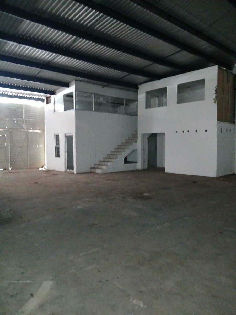 Industrial Warehouse in 60 Norte, Mérida, photo 14 of 17