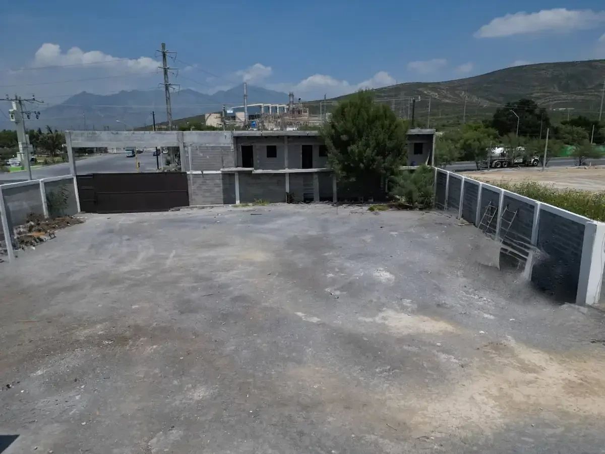 Terreno en Hacienda del Sol, García, foto 6 de 16