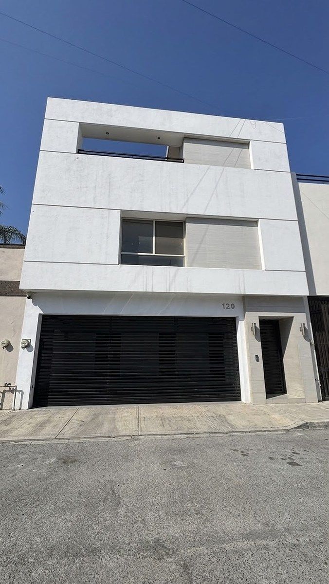 CASA EN VENTA EN CUMBRES ELITE 3ER SECTOR, foto 1 de 22