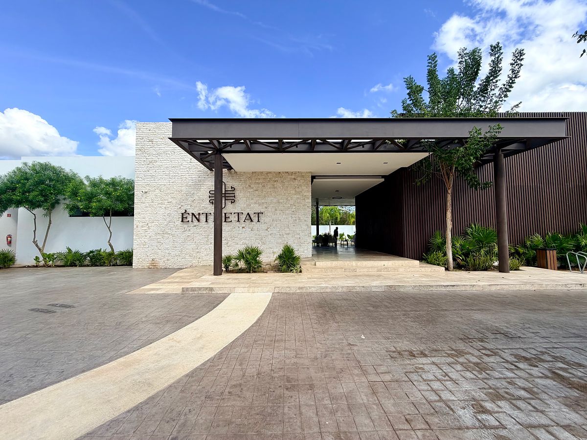 LOTE RESIDENCIAL À VENDA EM ENTRETAT PASEO NORTE, TIXCUYTÚN, foto 1 de 50
