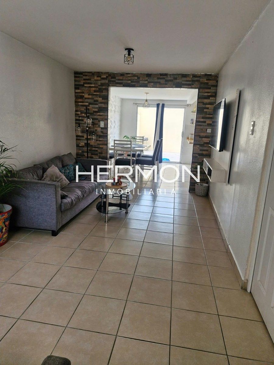 Casa em Verona Residencial, Tijuana, foto 3 de 16
