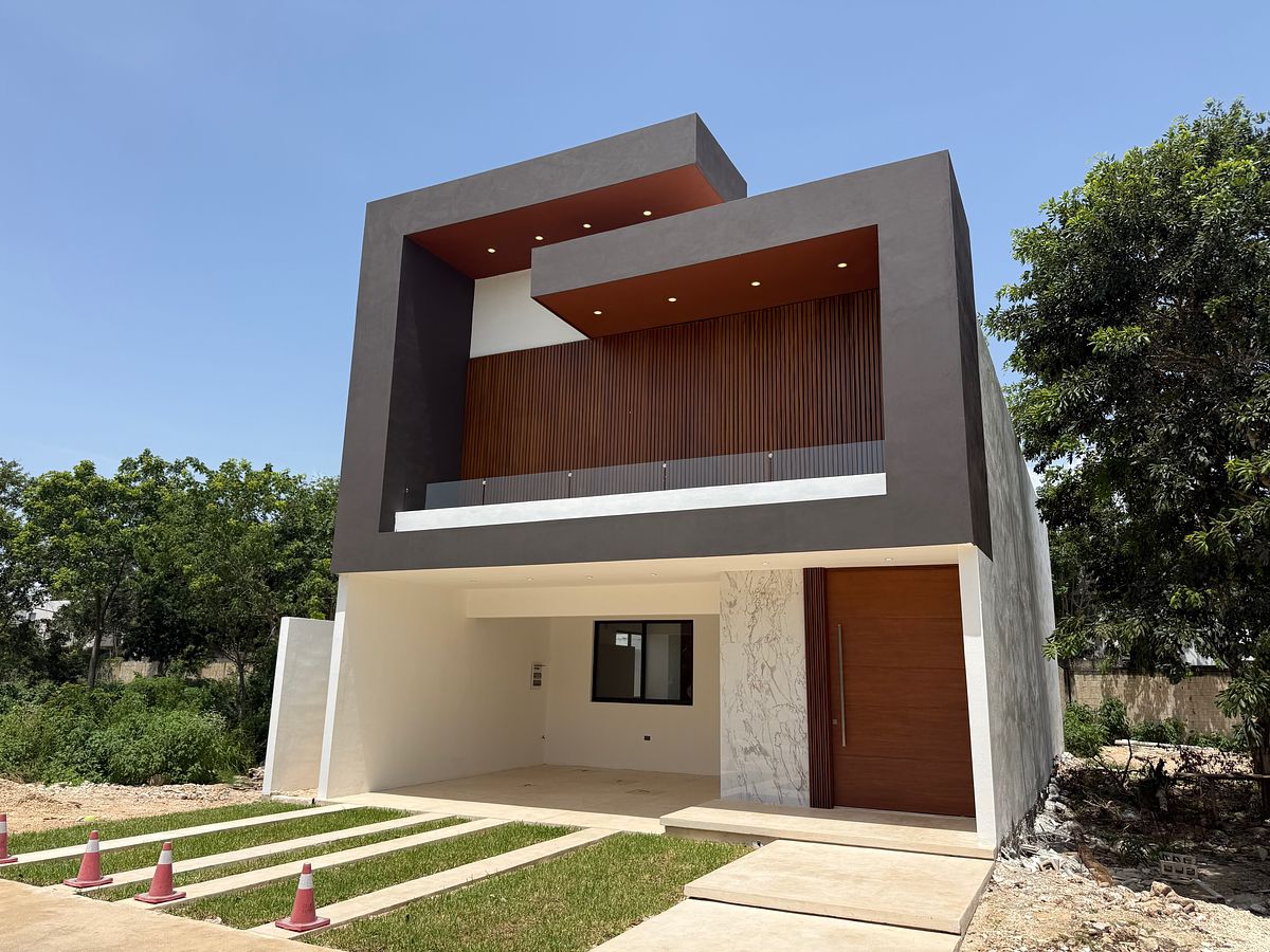 LUXURY RESIDENCE FOR SALE - 4 Bedrooms, photo 1 of 13