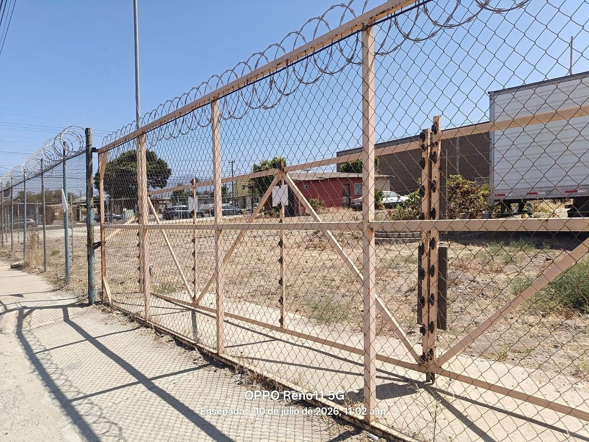 Industrial Lot in Valle Dorado, Ensenada, photo 4 of 6
