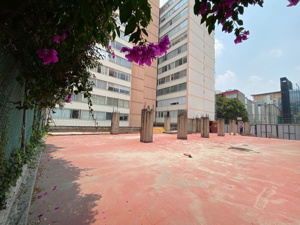 Lot in Polanco II Sección, Miguel Hidalgo, photo 2 of 10