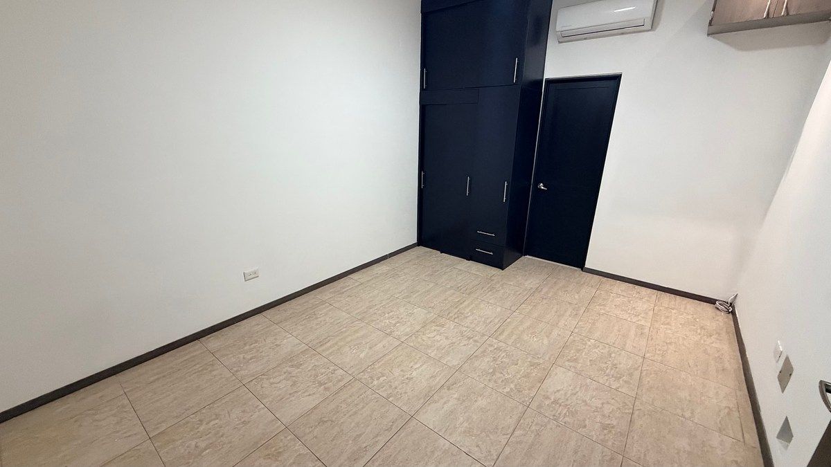 Casa en Palmares Residencial, Monterrey, foto 16 de 24