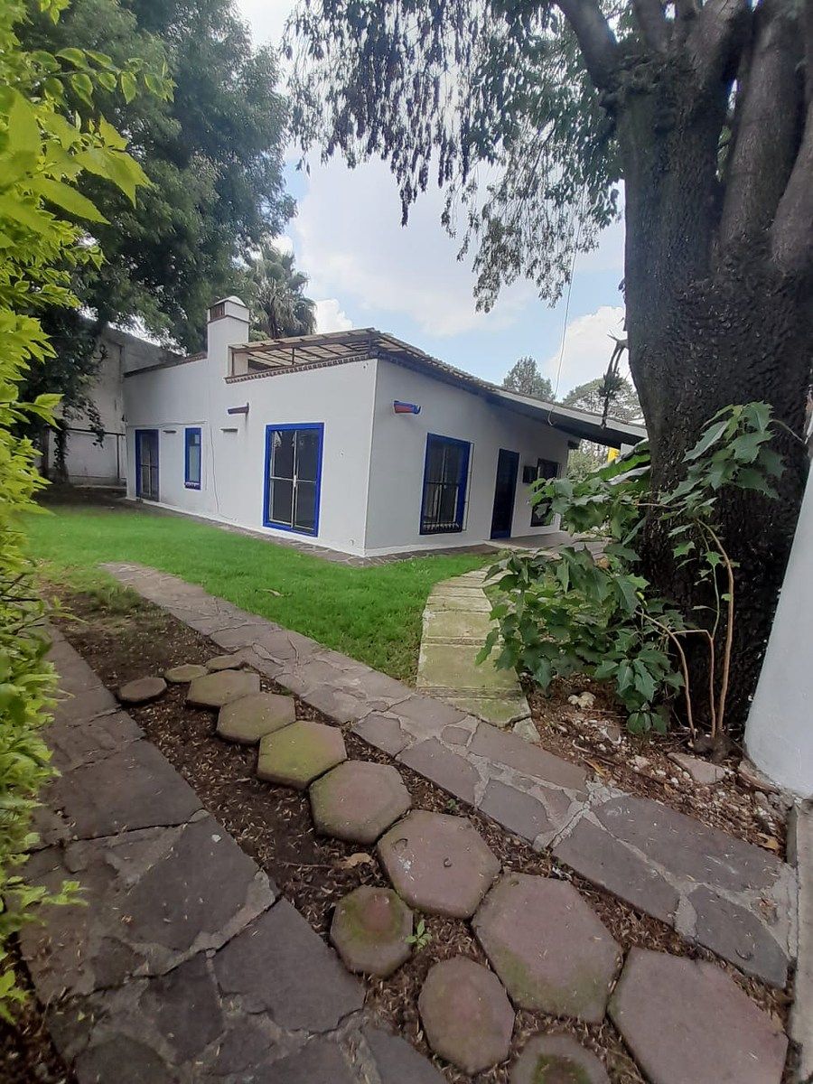Entrada, photo 1 of 32