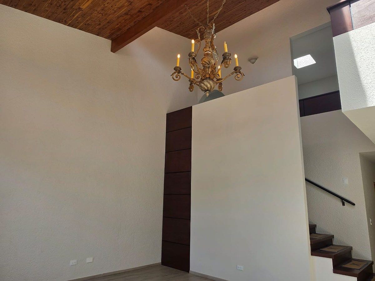 Casa en Hacienda Agua Caliente, Tijuana, foto 4 de 19