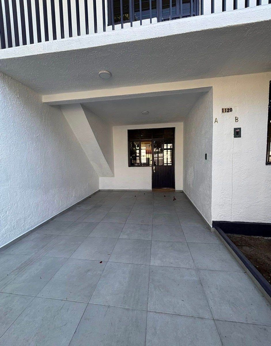 Casa duplex en renta, planta baja, en Monte Himalaya, foto 1 de 10