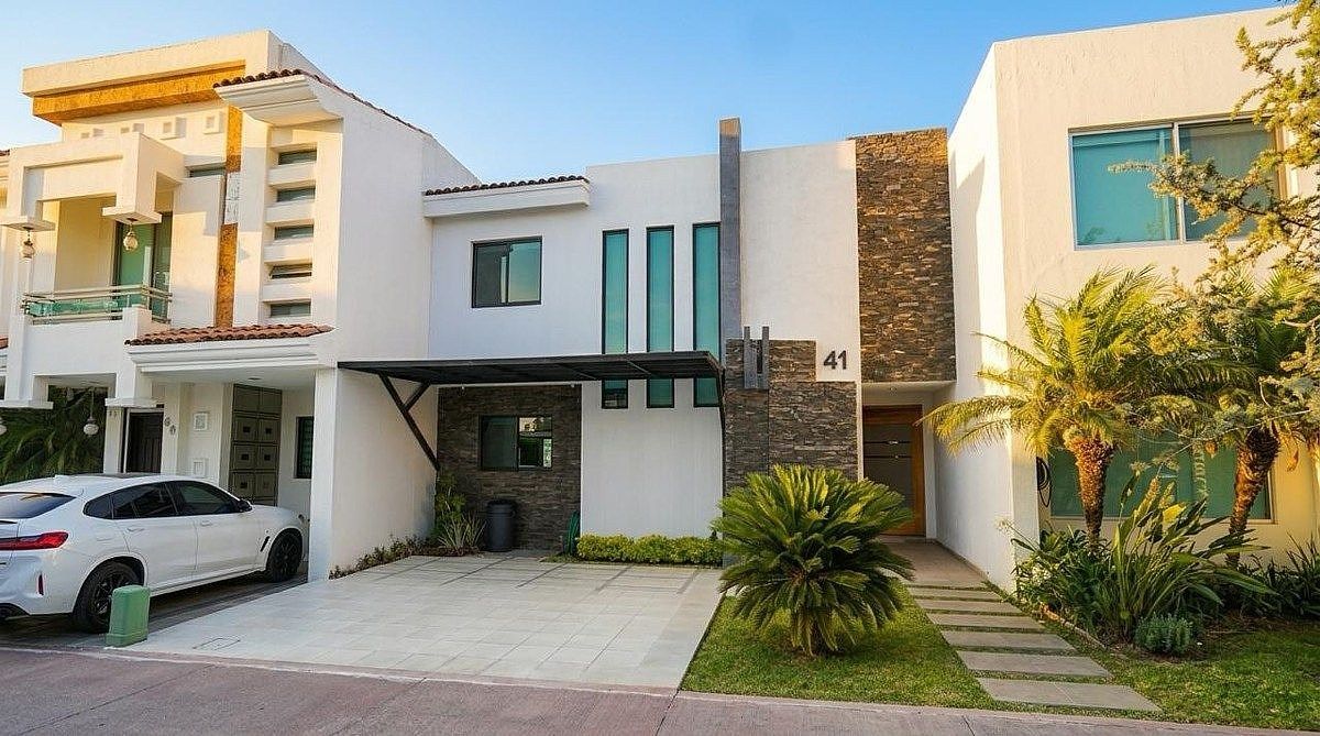 Solares Antara, Coto 9, photo 1 of 16