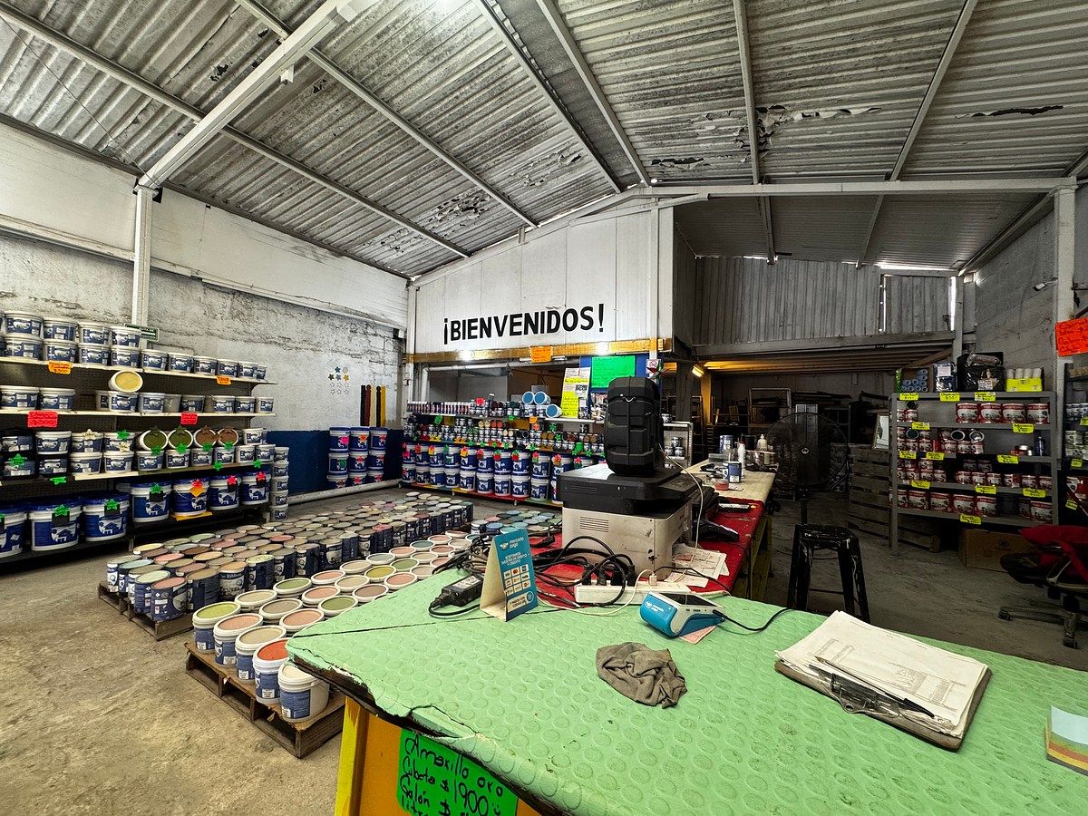 Commercial Storage Unit in Azteca, Guadalupe, photo 5 of 10