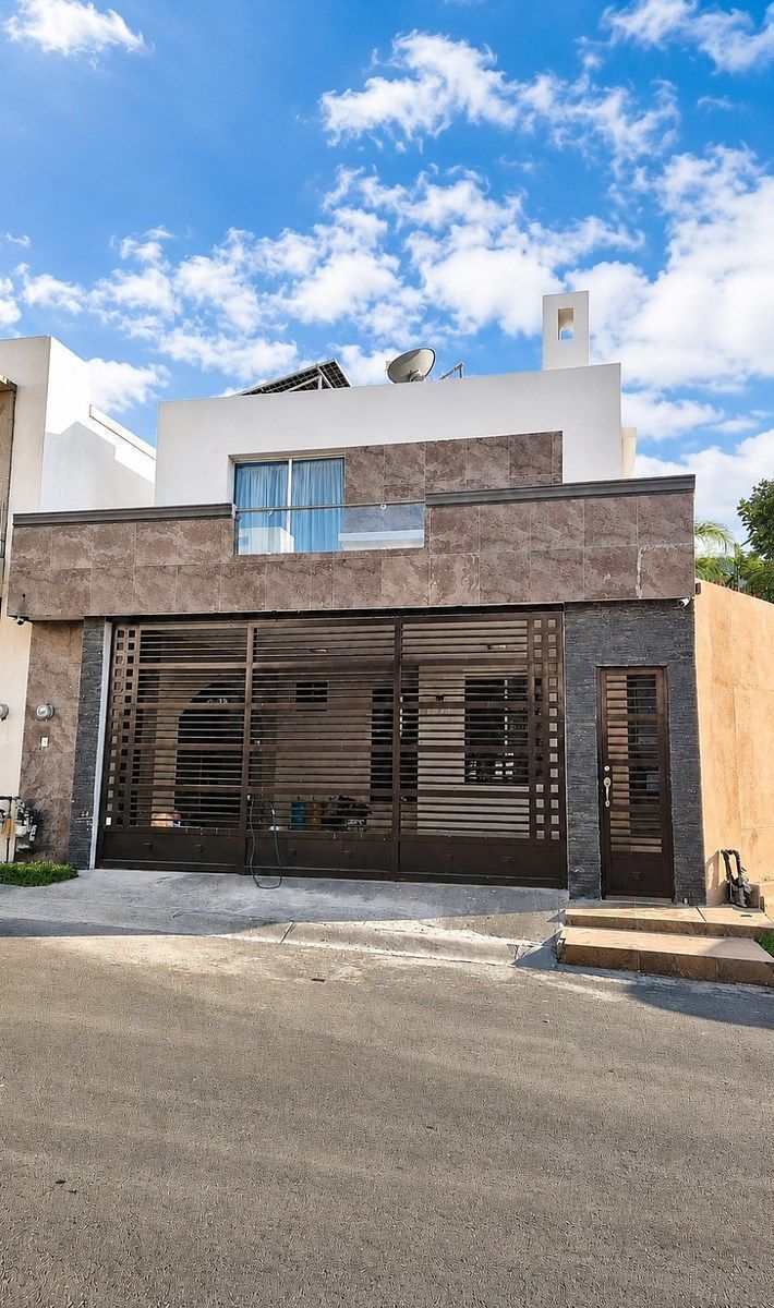 HOUSE FOR SALE IN CUMBRES SAN AGUSTIN, MONTERREY, photo 1 of 17