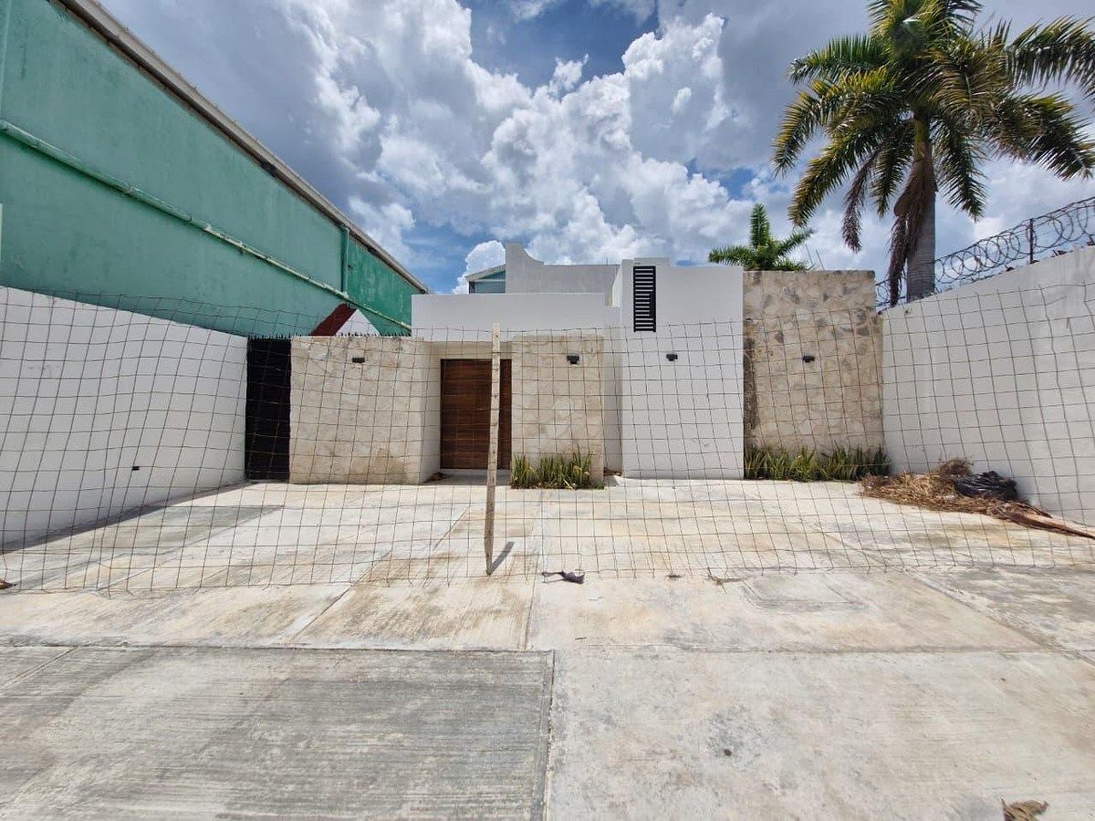 CASA À VENDA EM CAMPECHE VILLA DEL RIO, foto 1 de 17