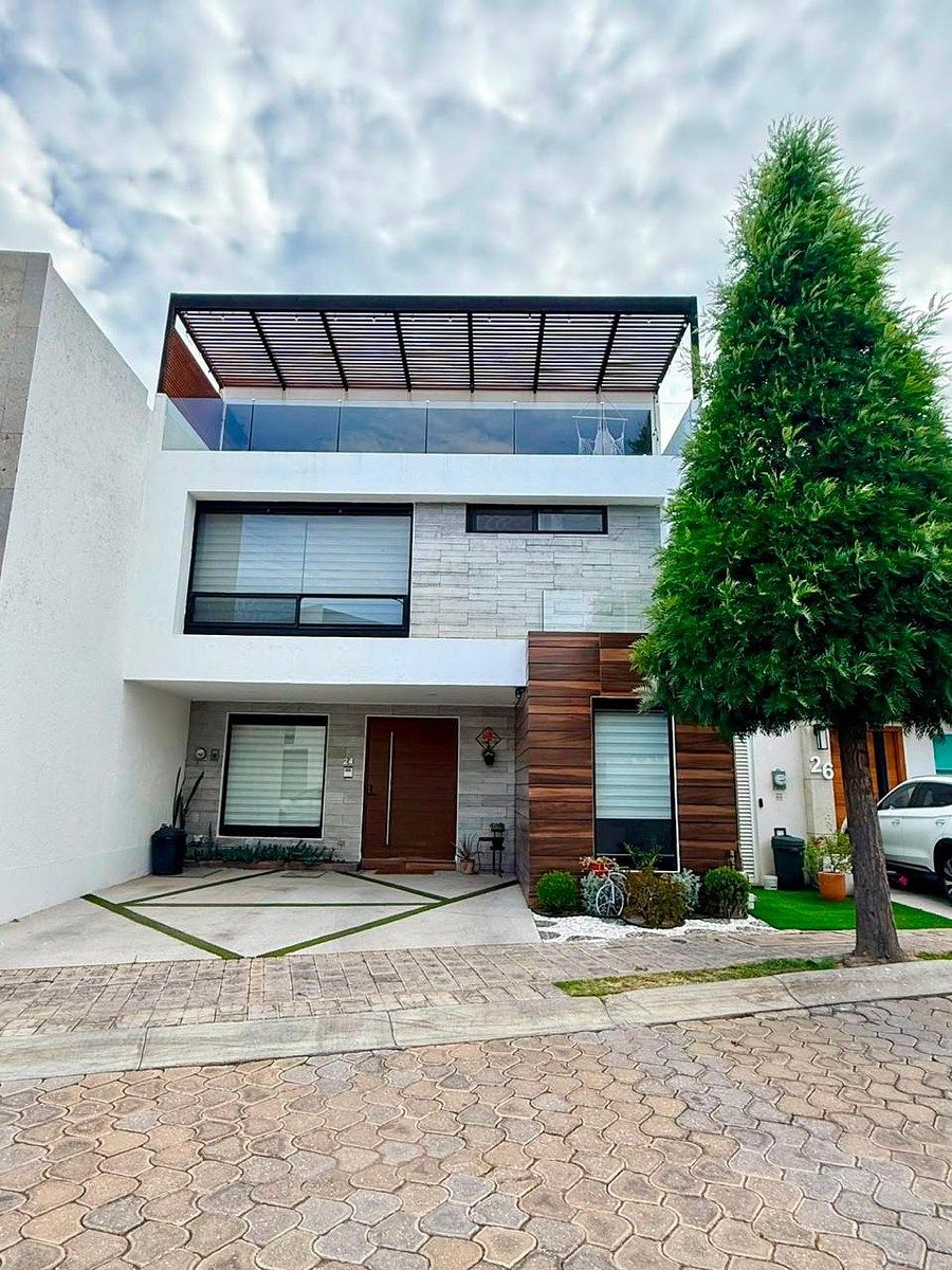 CASA À VENDA COM ROOF GARDEN E ESTÚDIO NO PARQUE SAN JOSÉ, foto 1 de 27