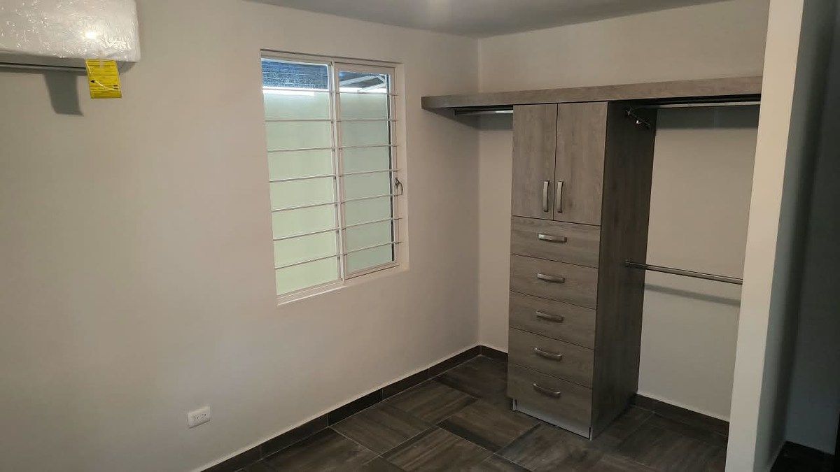 Recamara No. 1
Con Minisplit y Closet, foto 6 de 12