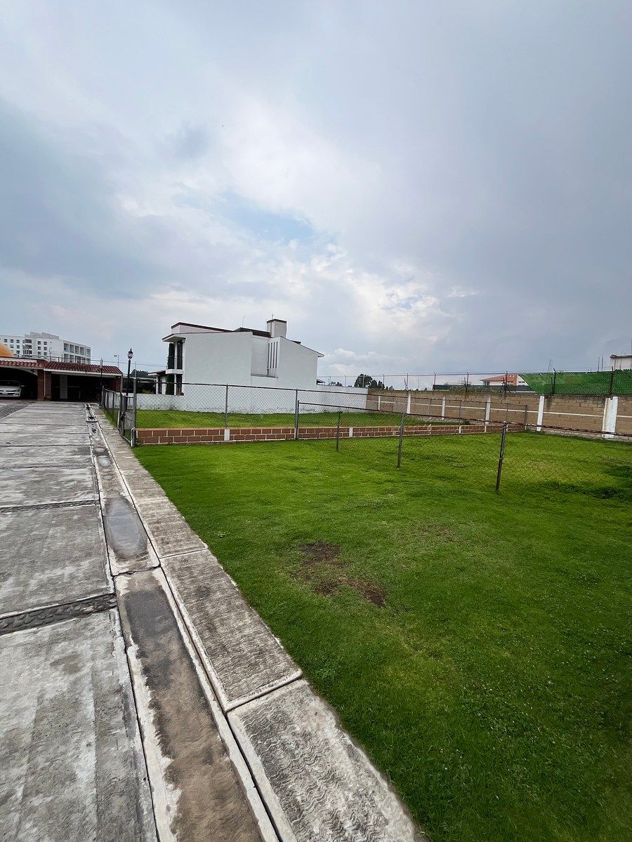 Lote em San Salvador Tizatlalli, Metepec, foto 2 de 10