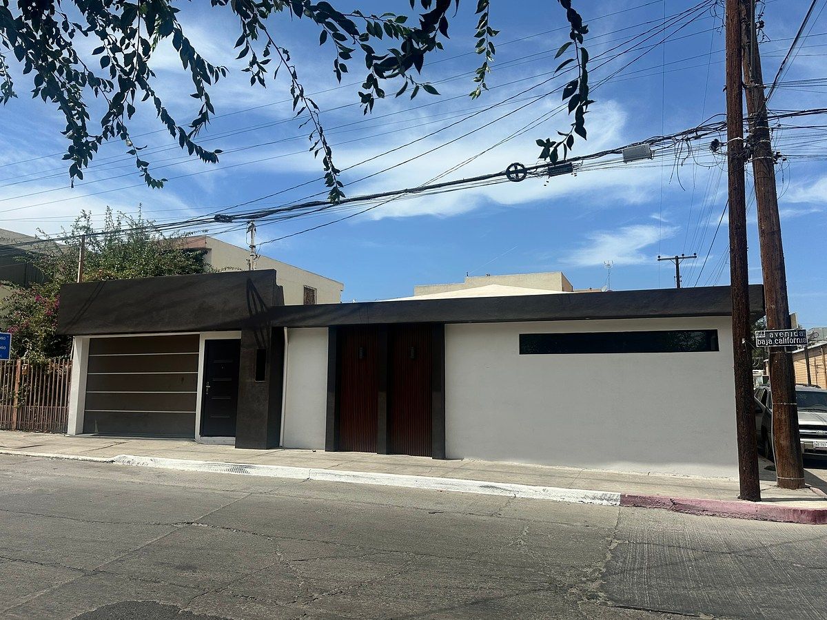 VENTA | CASA FRACC. CHAPULTEPEC CALIFORNIA, foto 1 de 14