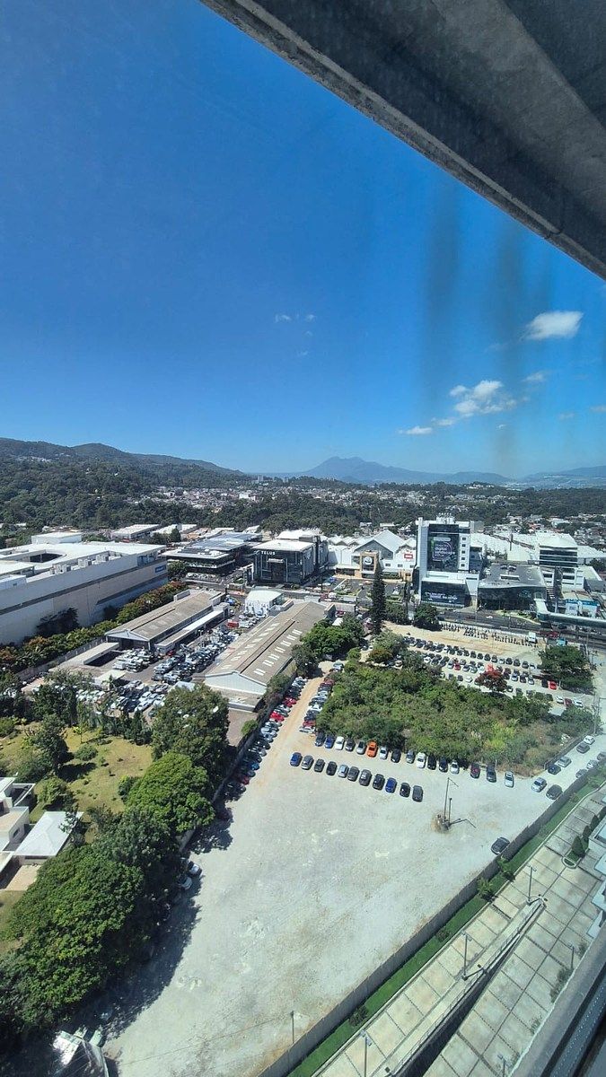 Oficina en Zona 10, Guatemala, foto 6 de 12
