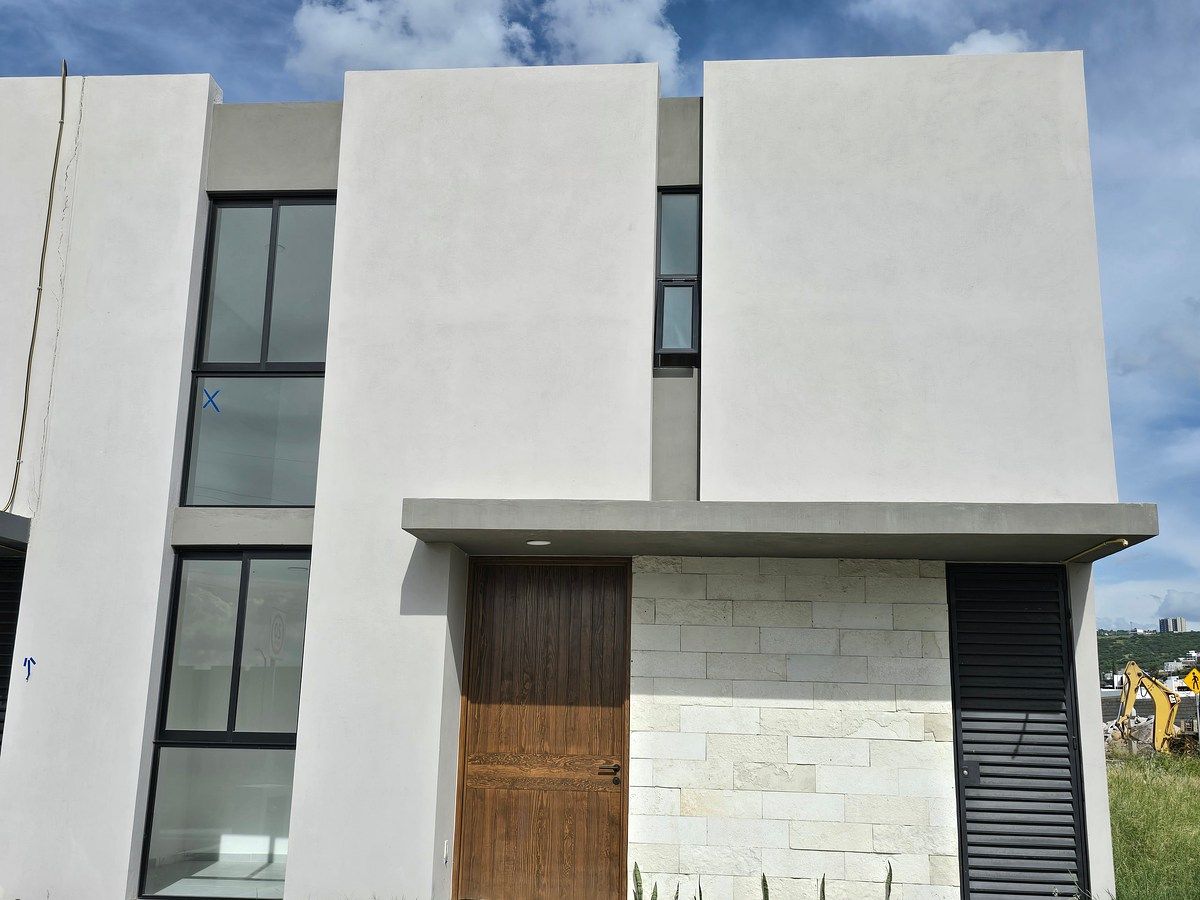 Venta de casa en fraccionamiento artelia corregidora qro