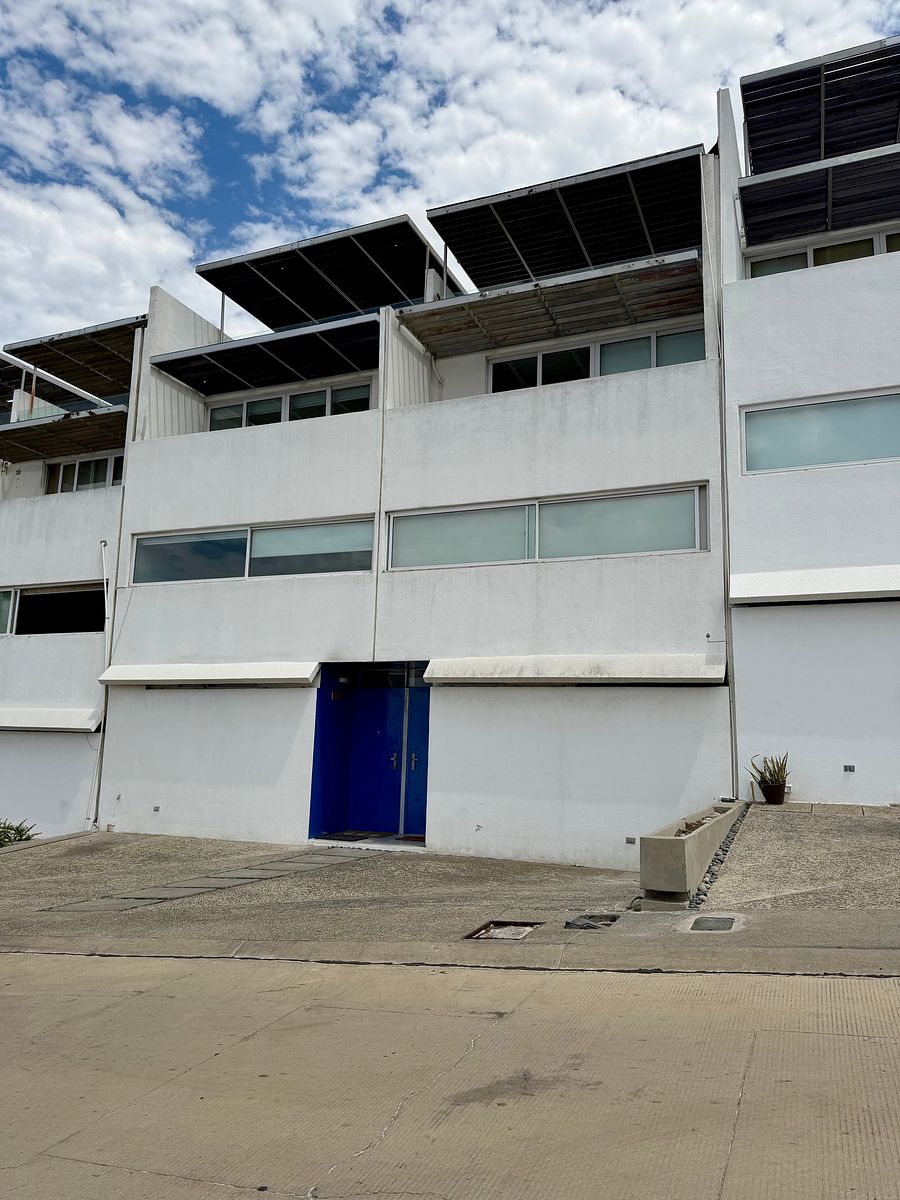 House in Gated Community in Chula Vista, Tijuana, photo 4 of 36