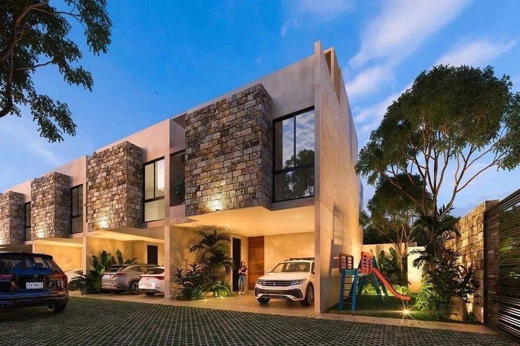 Townhouse Alanna Cholul, photo 1 of 17
